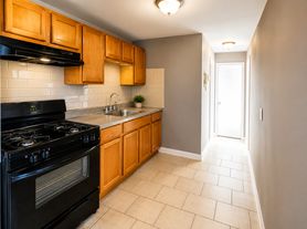 104 Montclair Ave, Newark, NJ