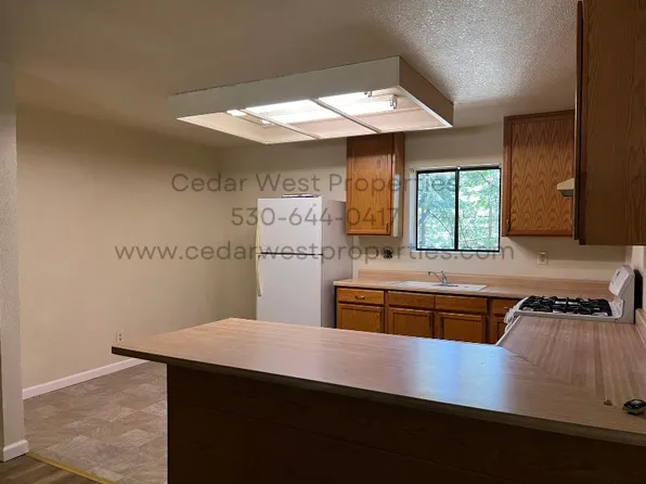 6410 Elm St #A, Pollock Pines, CA 95726