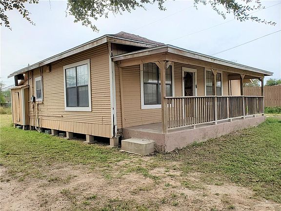 2nd image of 609 Leal Dr