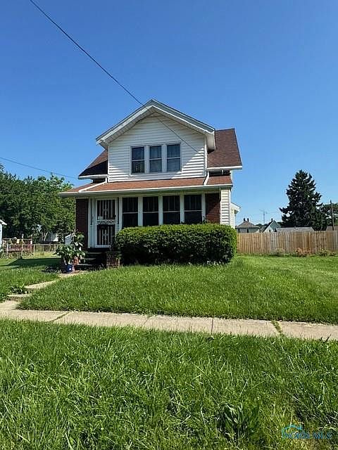 1st image of 23 Bronson Ave