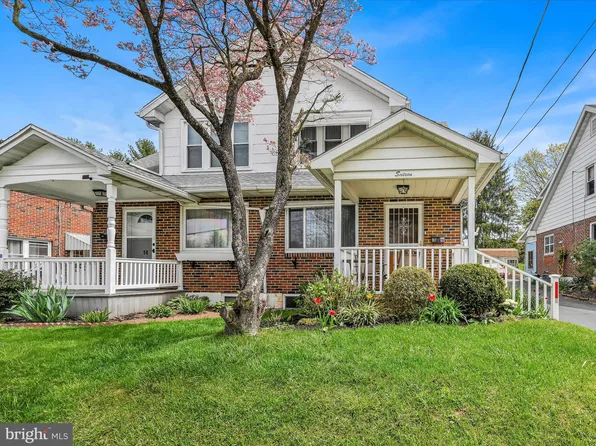 16 E Orange St, Ephrata, PA 17522