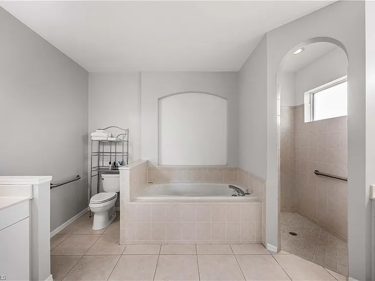 9882 El Greco Cir — Photo 17