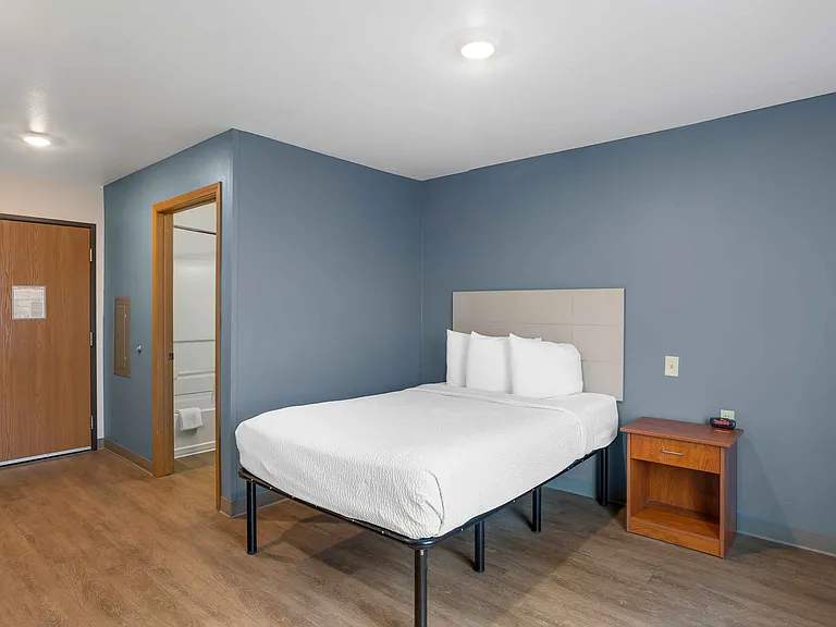 Studio Suite - 1 Full Bed