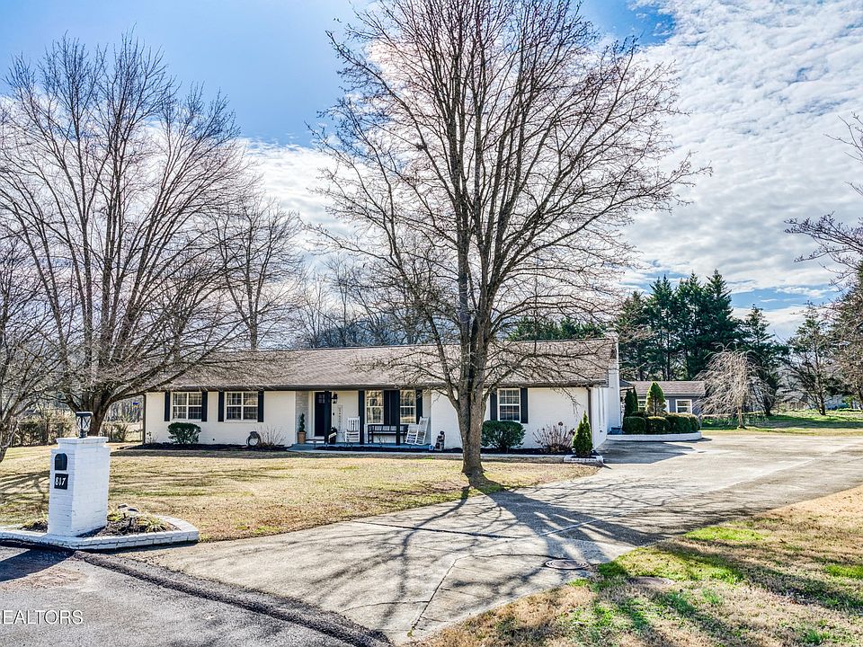 1st image of 817 Montvue Ave