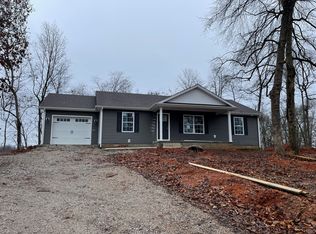 1744 Pondsville Rd, Smiths Grove, KY 42171