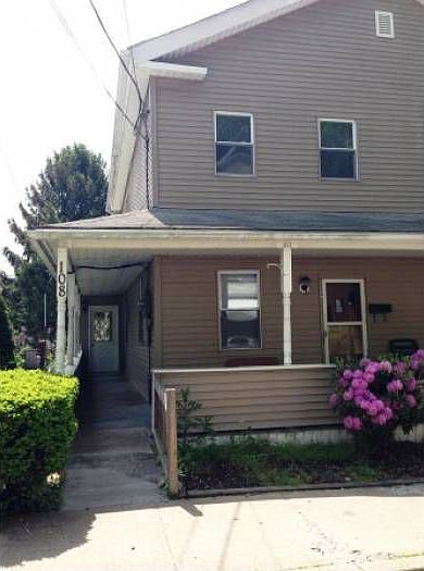 108 E Walnut