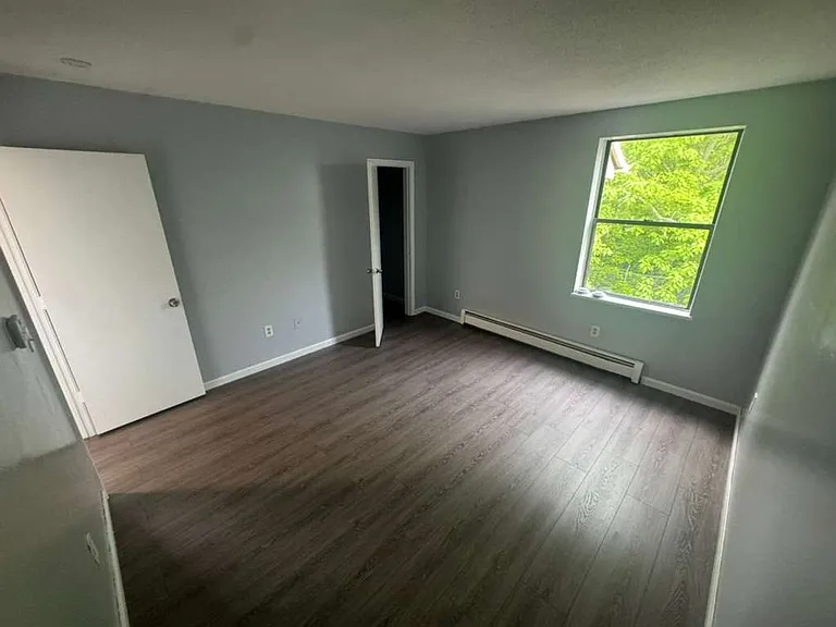 258 Fairmont Ave — Photo 3