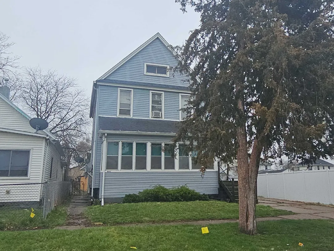 924 13th Ave photo 1