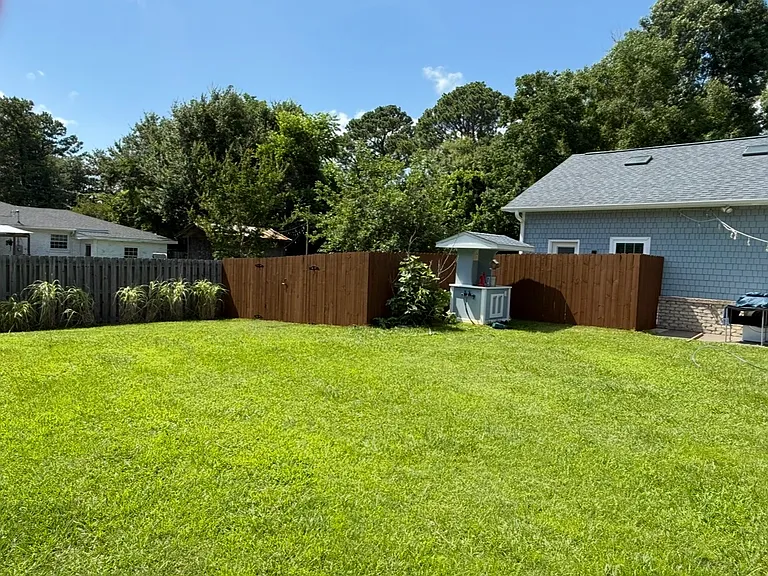 621 Hadley Ct — Photo 14