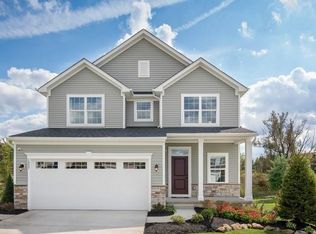 1700 Jasper Dr, Farmington, NY 14425