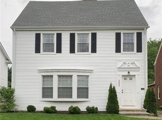 3695 Strandhill Rd, Shaker Heights, OH 44122