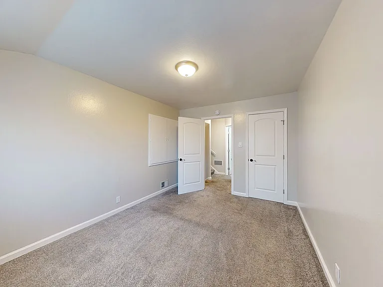 2377 Downer Ave — Photo 20