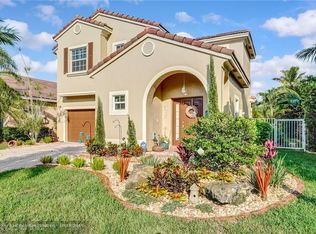 913 NW 126th Ter, Coral Springs, FL 33071