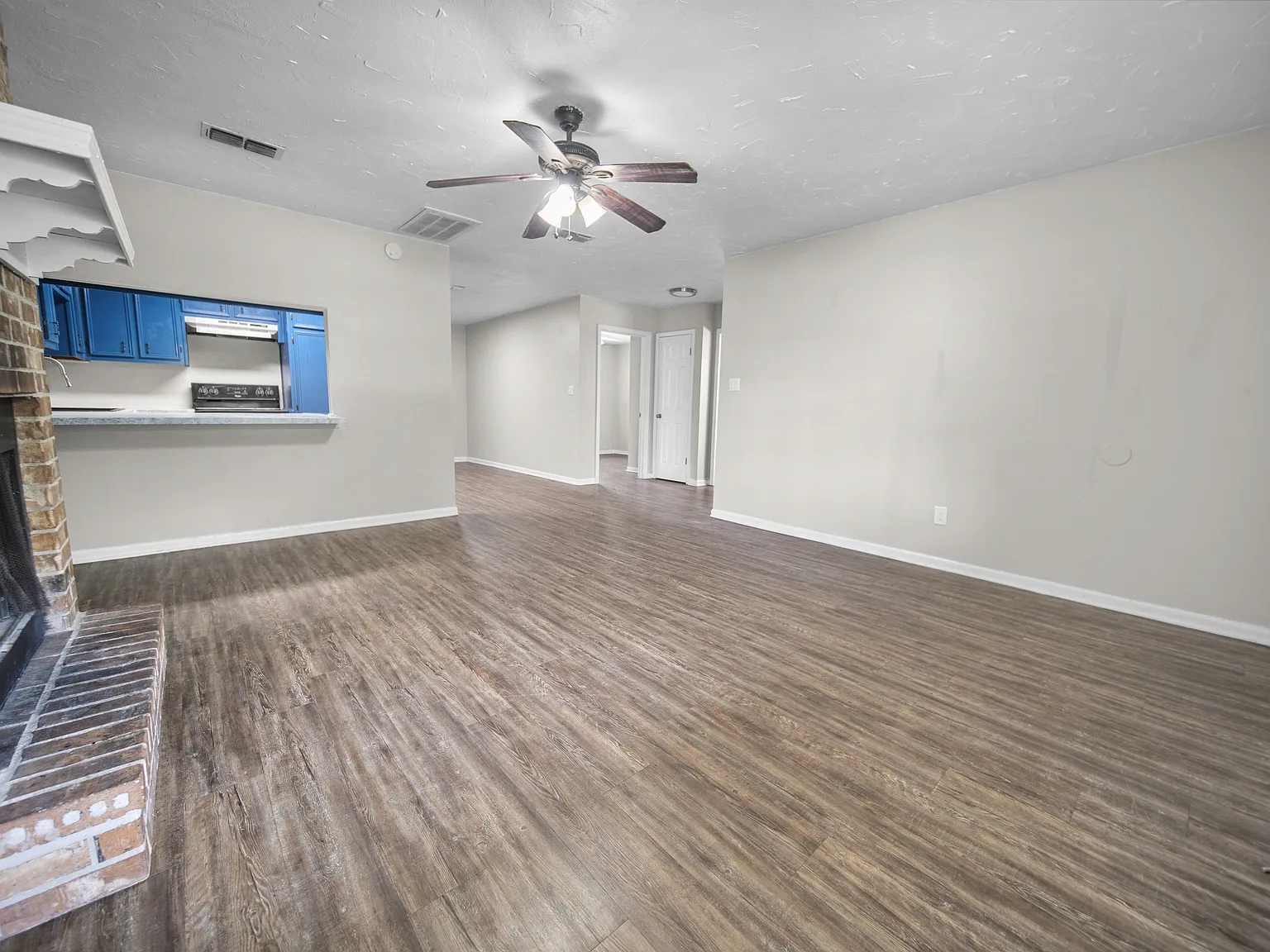 12023 Joni Dr — Photo 2