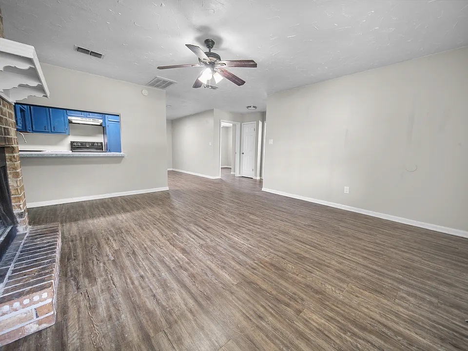 12023 Joni Dr