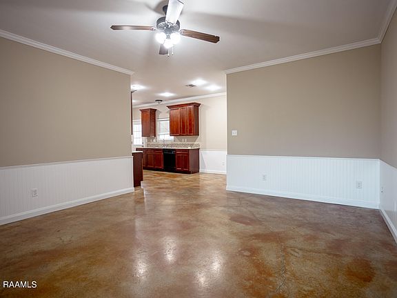 5th image of 212 Stoneridge Dr