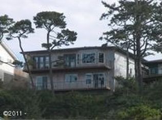 2202 NW Bayshore Loop, Waldport, OR 97394