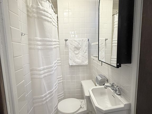 2nd image of 110 Thompson St APT 4C