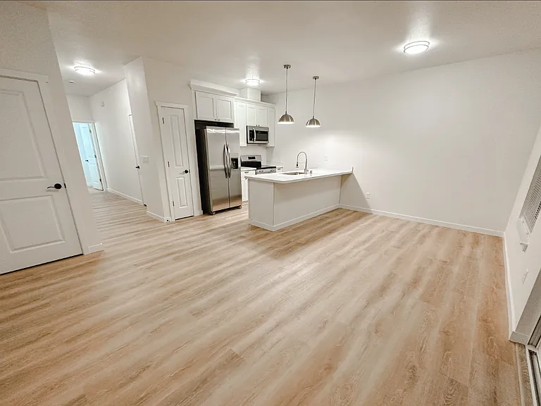 202 Mashell Ave S #A — Photo 9