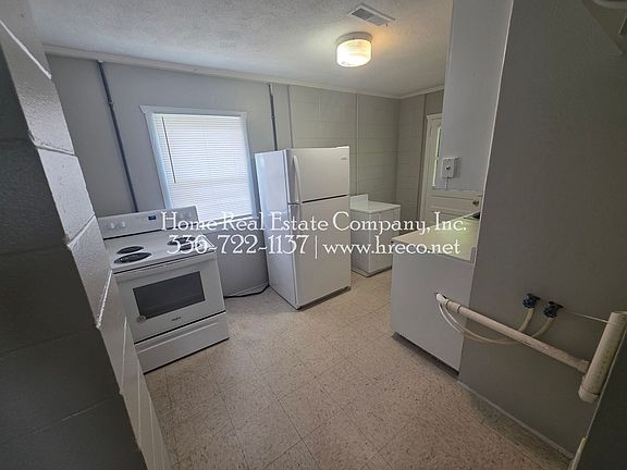 3rd image of 921 Taft St