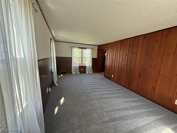 3rd image of 38462 S Beachview Rd