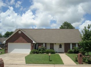 709 Westwind Dr, Alexandria, LA 71303