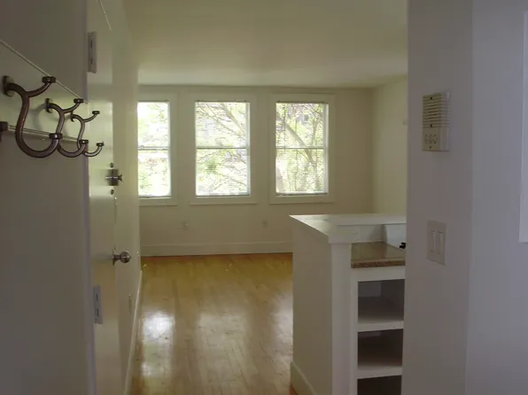 120 Wolcott Street image 1 of 7