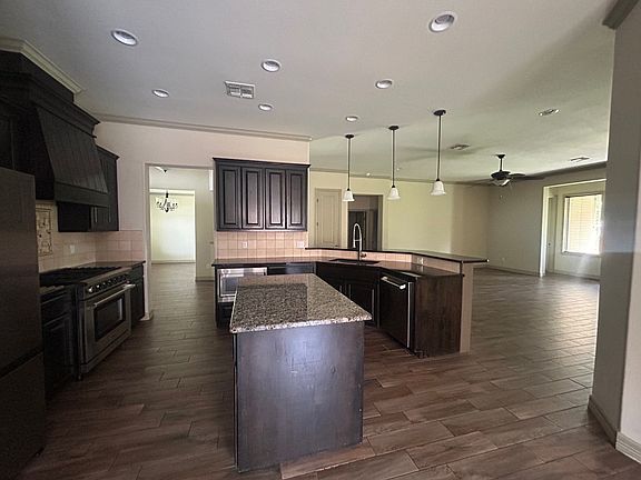 3rd image of 1705 Sea Oak Dr