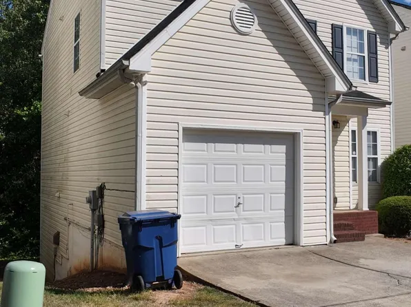 429 Village Bluff Dr, Lawrenceville, GA 30046