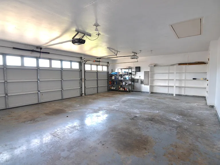 7000 Ivory Ct — Photo 22