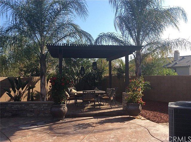1st image of 28829 Cloverdale Cir
