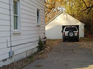 26330 Ross St, Inkster, MI 48141