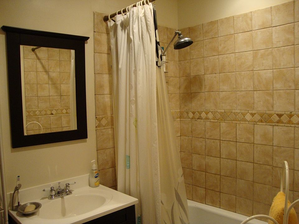 1st image of 3806 W 59th St