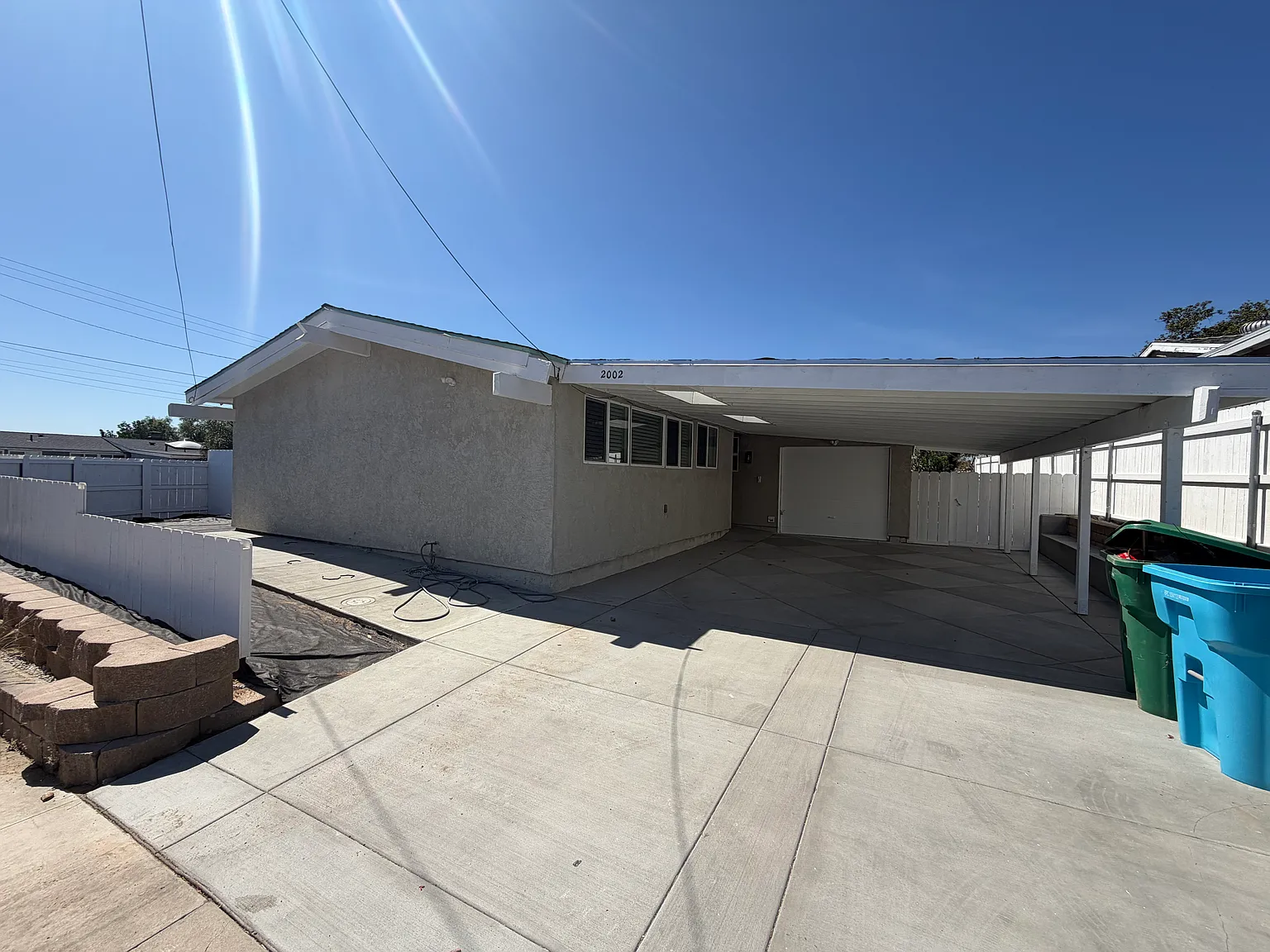 3 bed, 1150 sqft, $5,000 — Photo 2