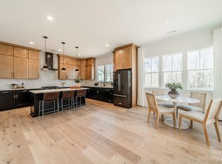 639 Hoover Rd, Troutman, NC 28166