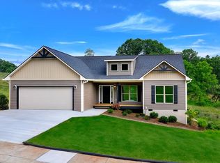 191 Scenic Ridge Cir, Franklin, NC 28734