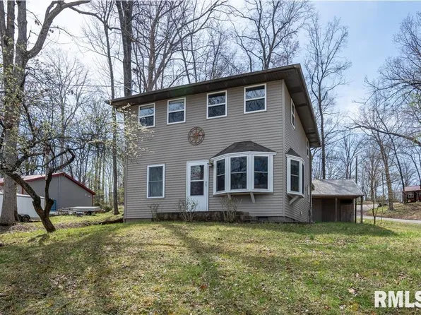 880 Lakeshore Dr N, Goreville, IL 62939