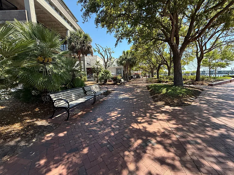 1231 Ladys Island Dr — Photo 42