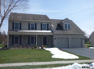 335 Apple Tree Ln, Mount Wolf, PA 17347