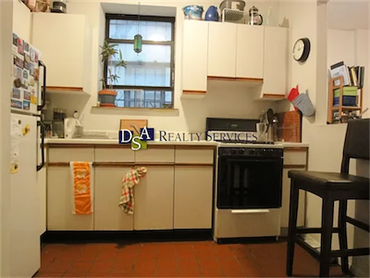 Rented by DSA Realty | media 38