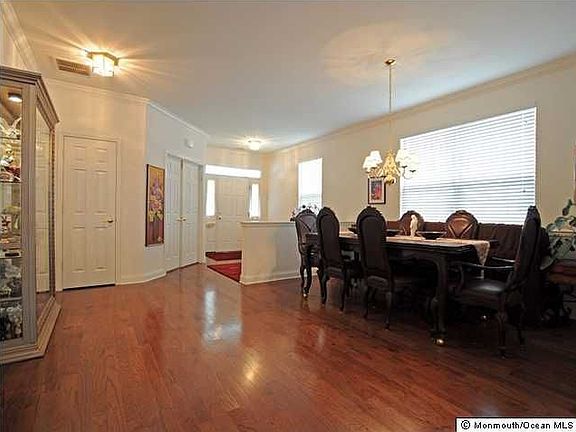 4th image of 126 Marlow Dr