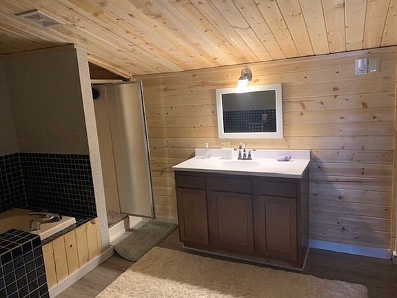 5th image of 807 E South Ave #1