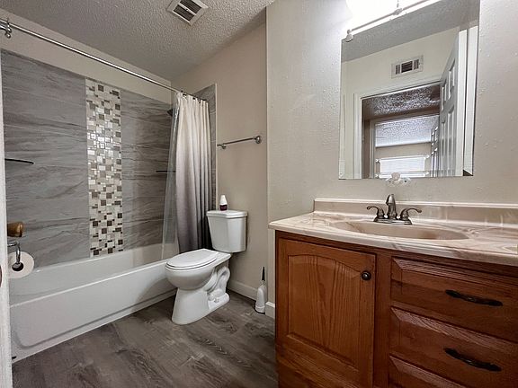 2nd image of 455 Wymore Rd APT 201