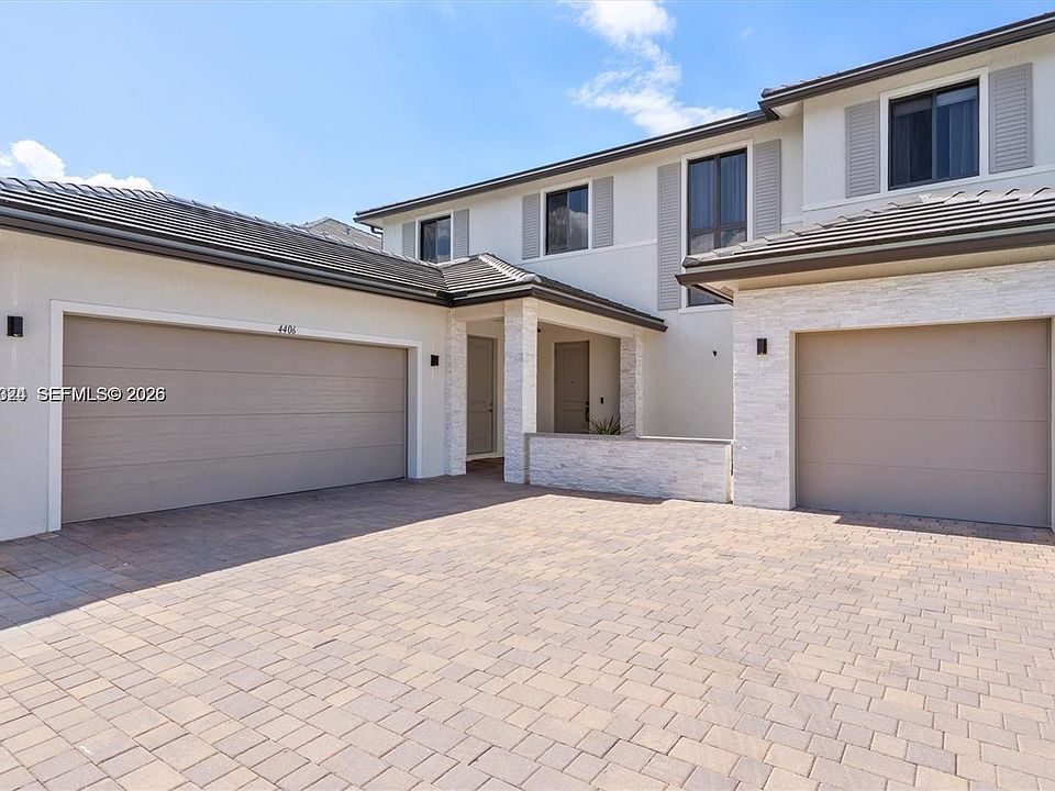 1st image of 4406 SW 178th Ave