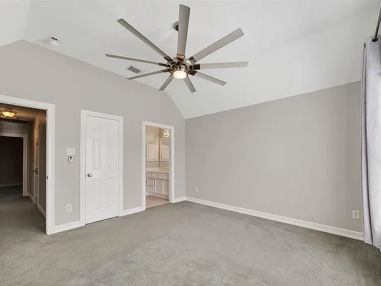 4303 Noble Oak Trl — Photo 35