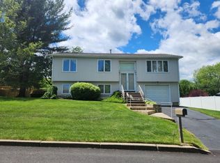 111 Village Ave, Cranston, RI 02920