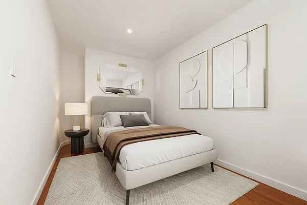 Sold by Societe Real Estate | media 30