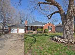 1825 Coventry Ln, Nichols Hills, OK 73120