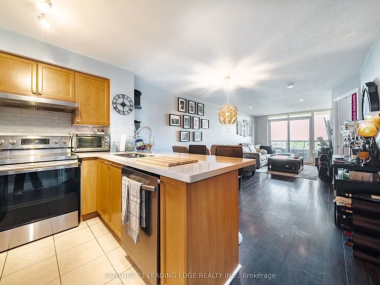 17 Barberry Pl #808 — Photo 11