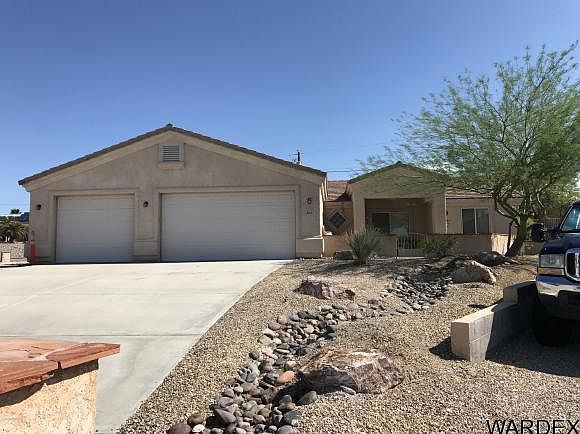 1st image of 3661 Pelican Pl